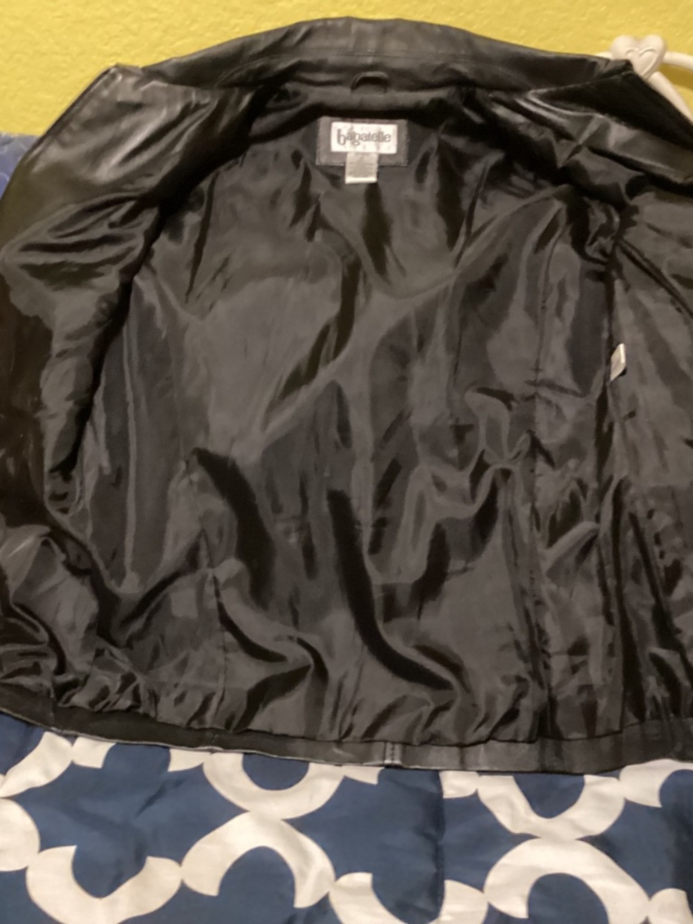 Leather jacket - Picture 7 of 9